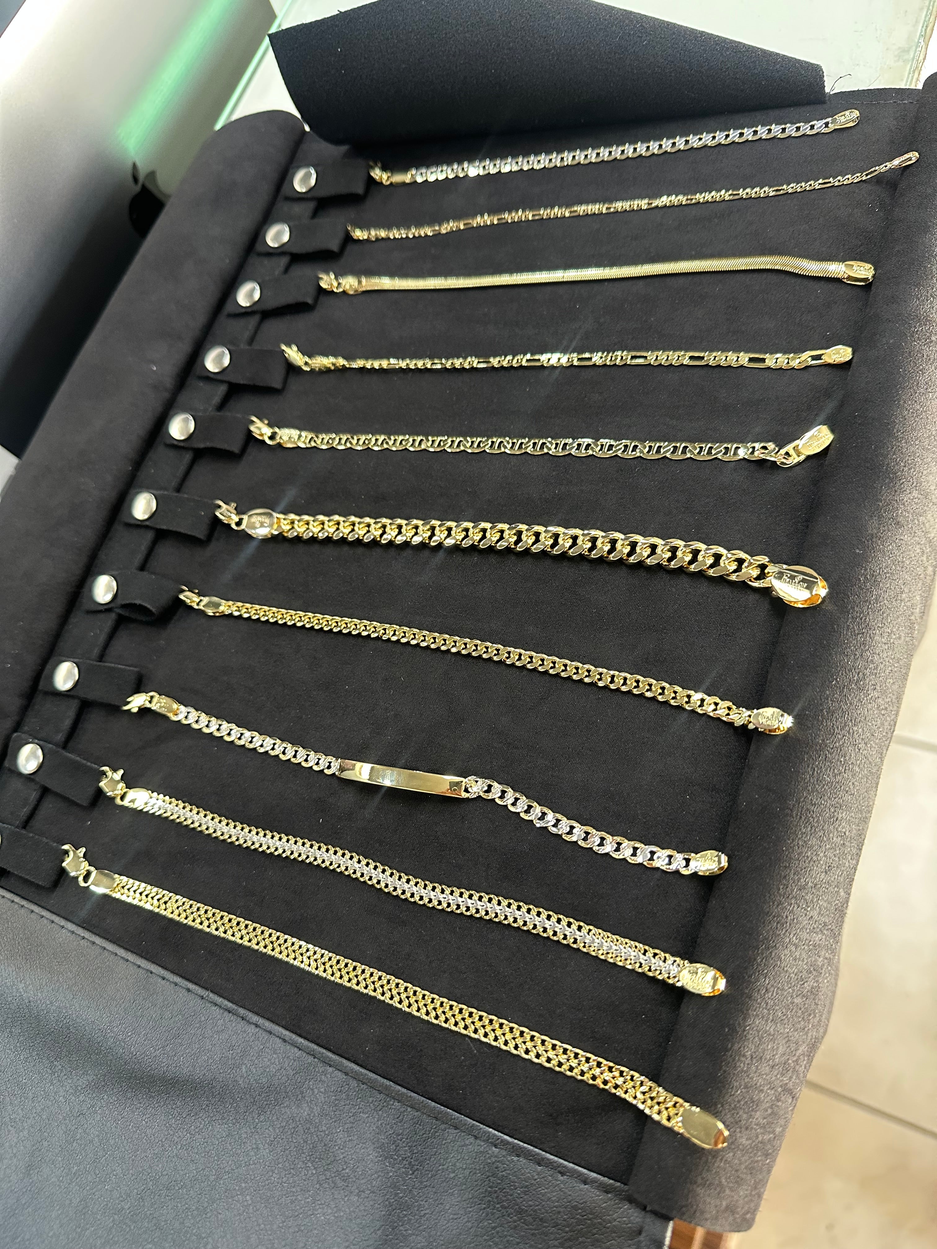 Manta 10 Pulseras Oro Laminado