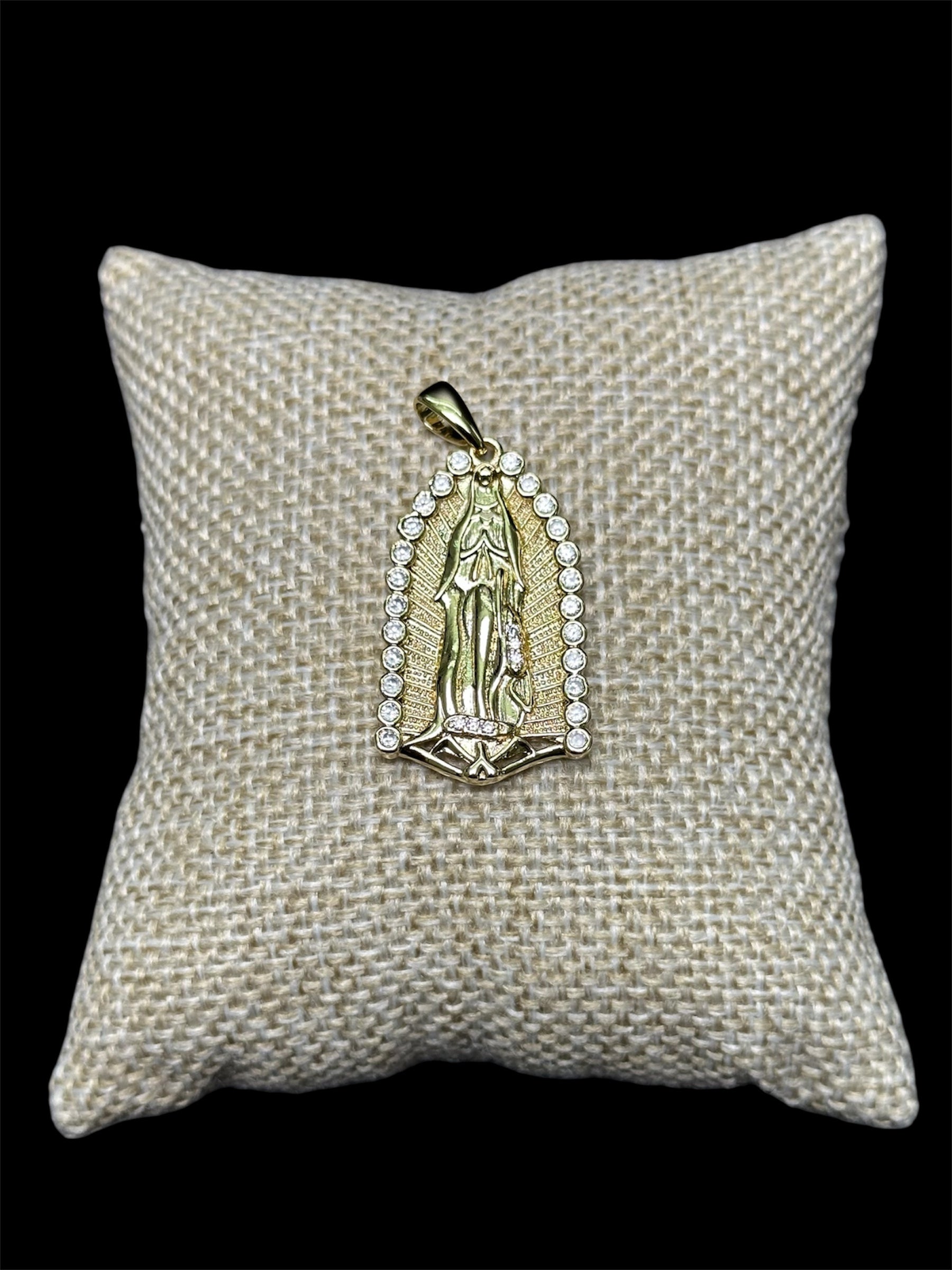 Dije Virgen de Guadalupe Oro Laminado 18 K