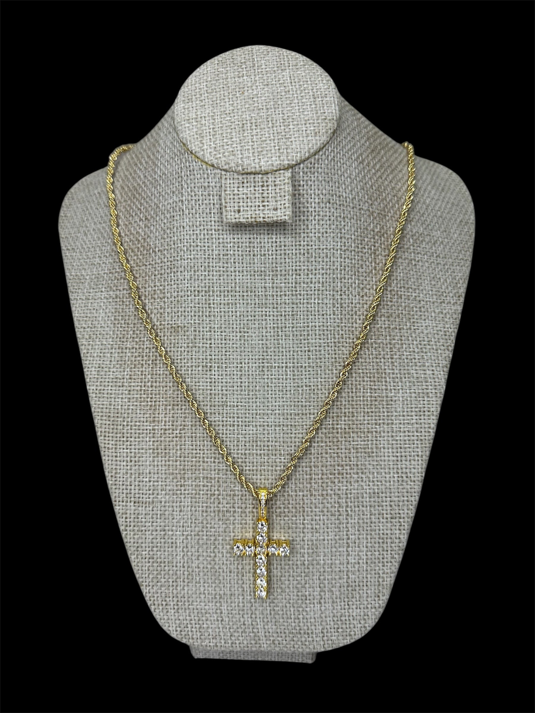 Cadena con Dije Cruz Zirconias 4 cm
