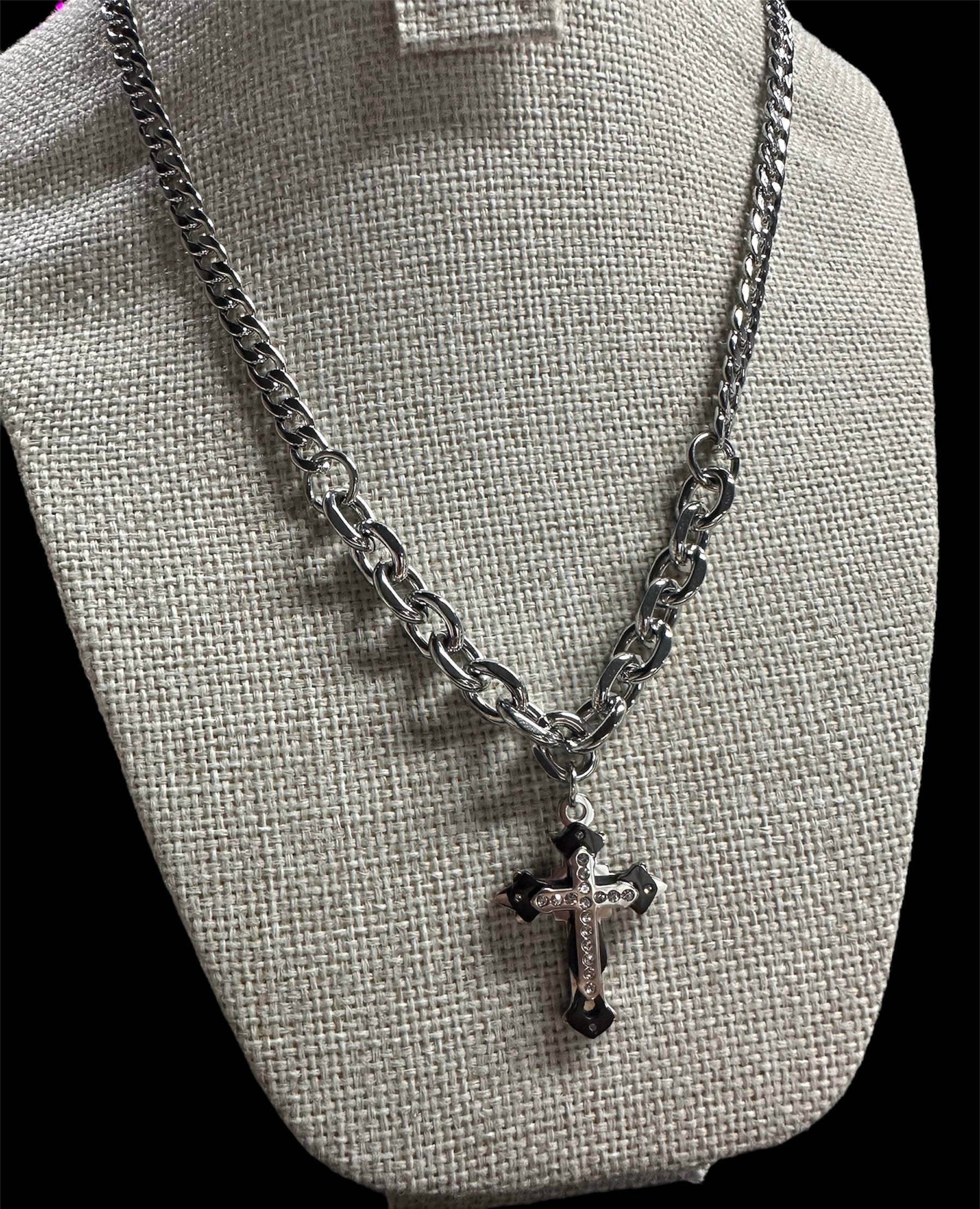 Cadena Cubana Plata con Cruz Zirconias