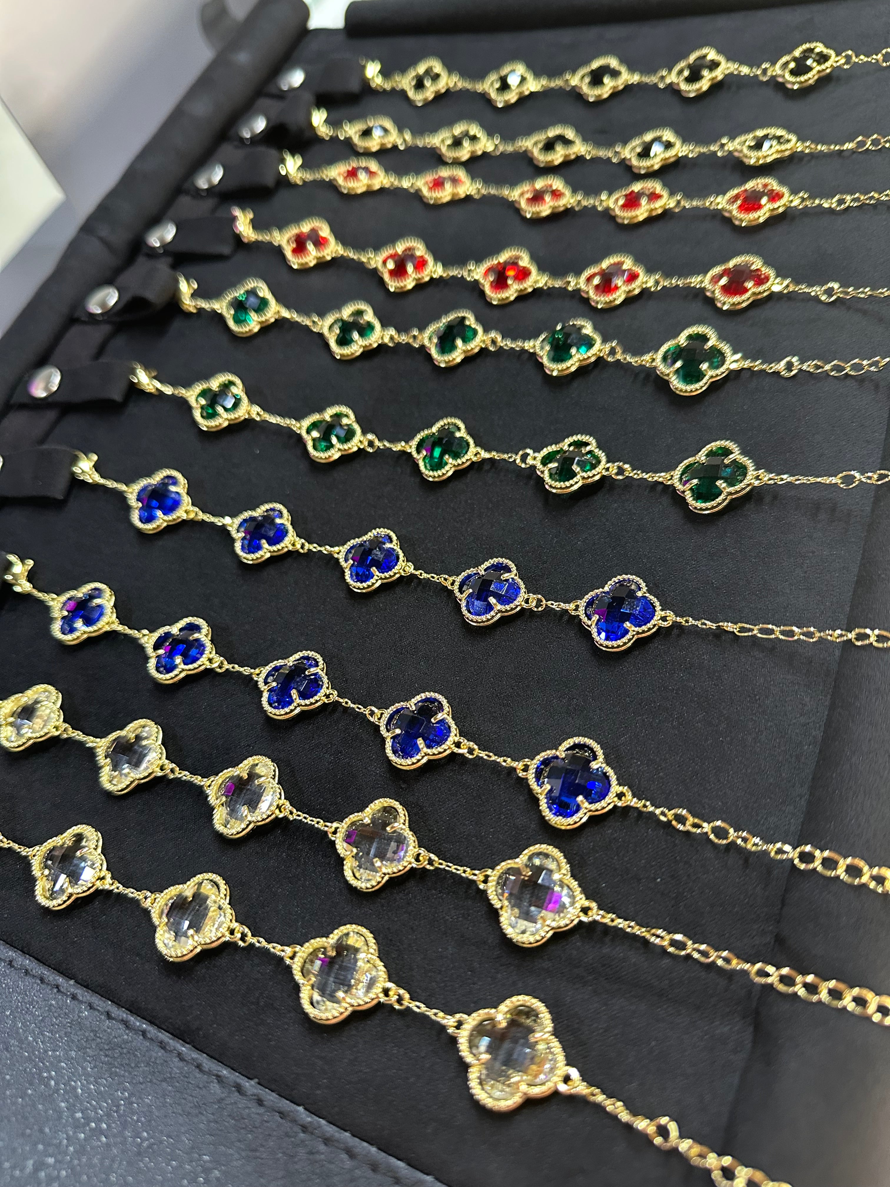 Manta 10 Pulseras VC Oro Laminado