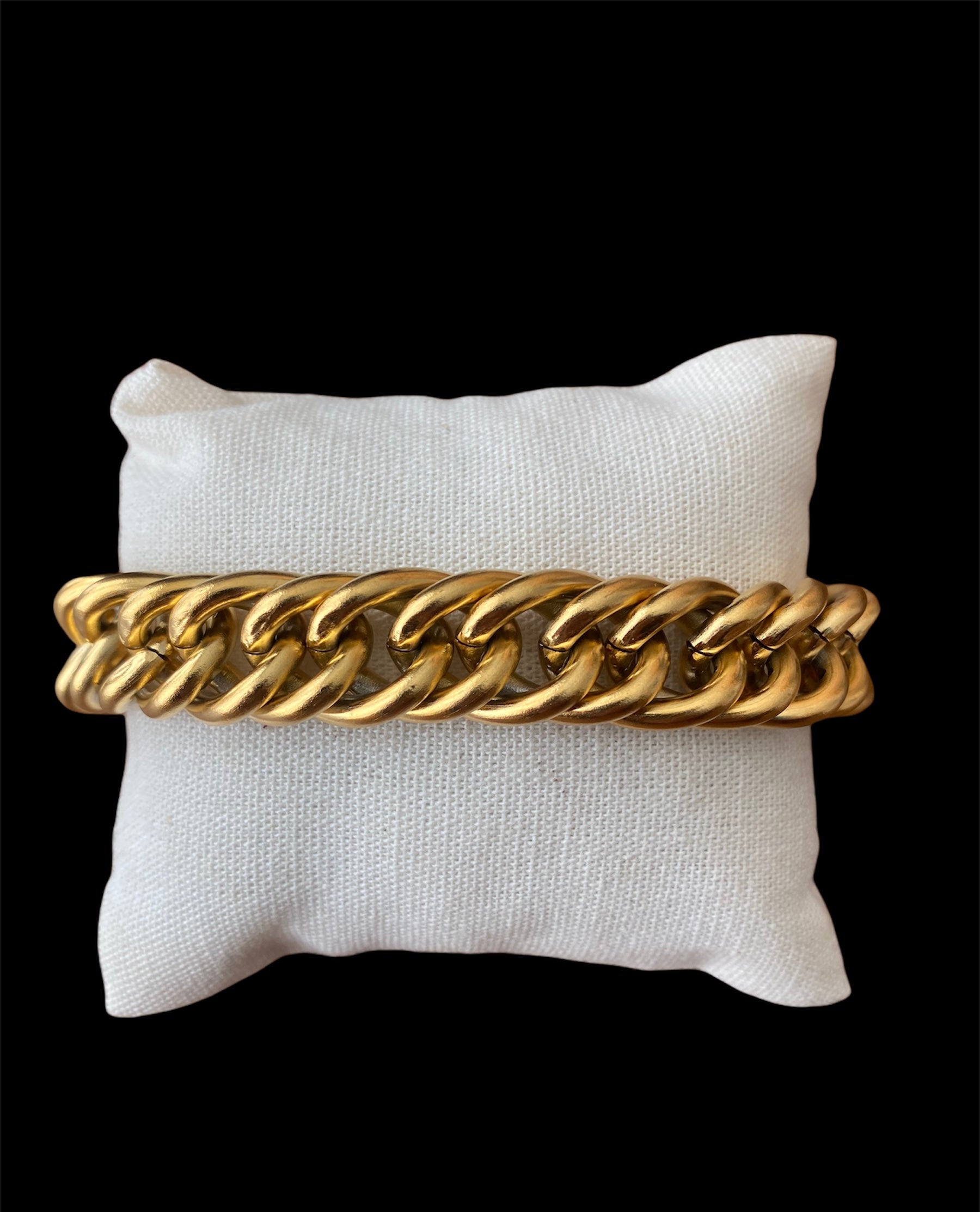 Pulsera Dorada Gruesa 12 mm