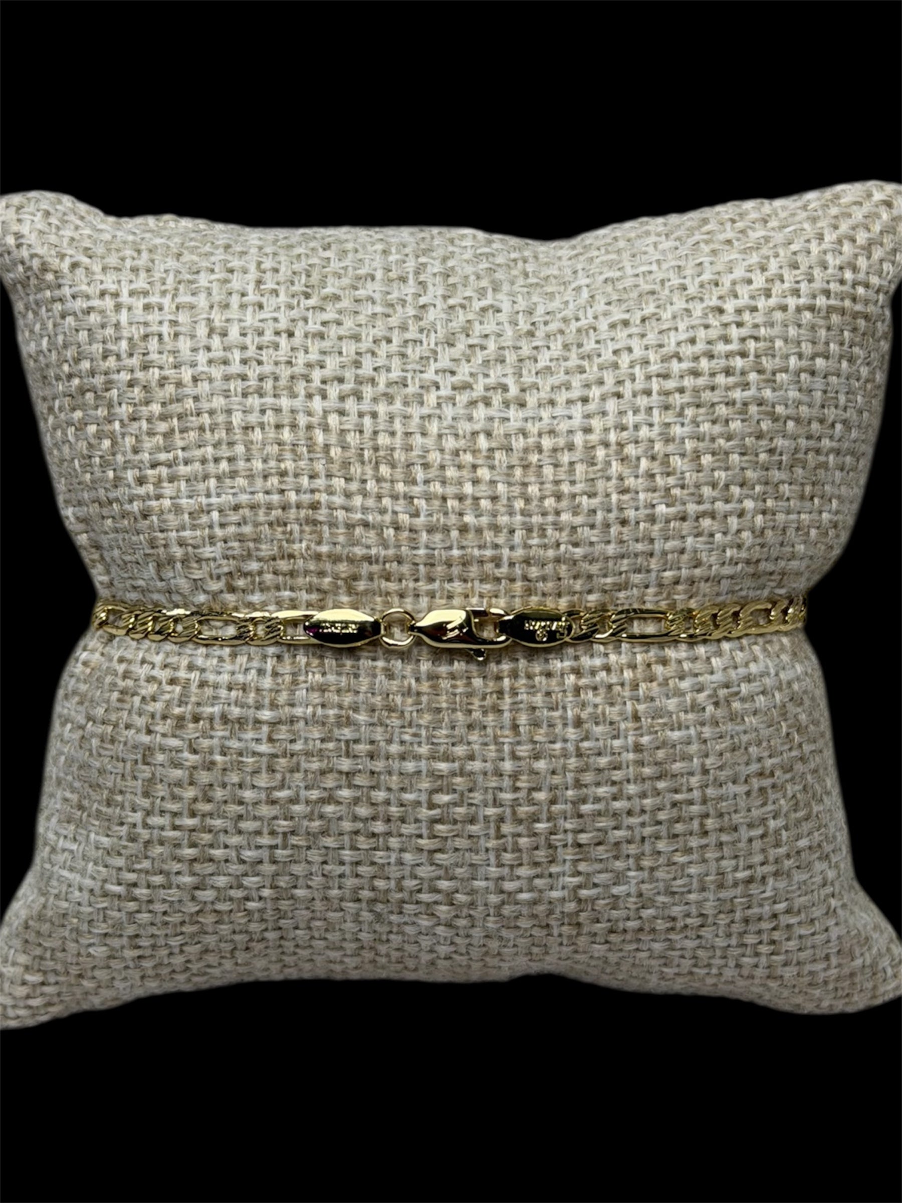 Pulsera Crtr Plana 3 mm Oro Laminado 18 K