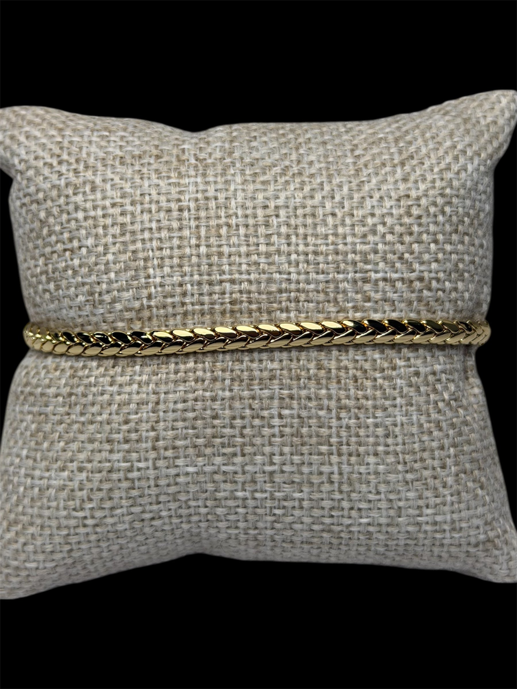 Pulsera Planchada 4 mm Oro Laminado 18 K
