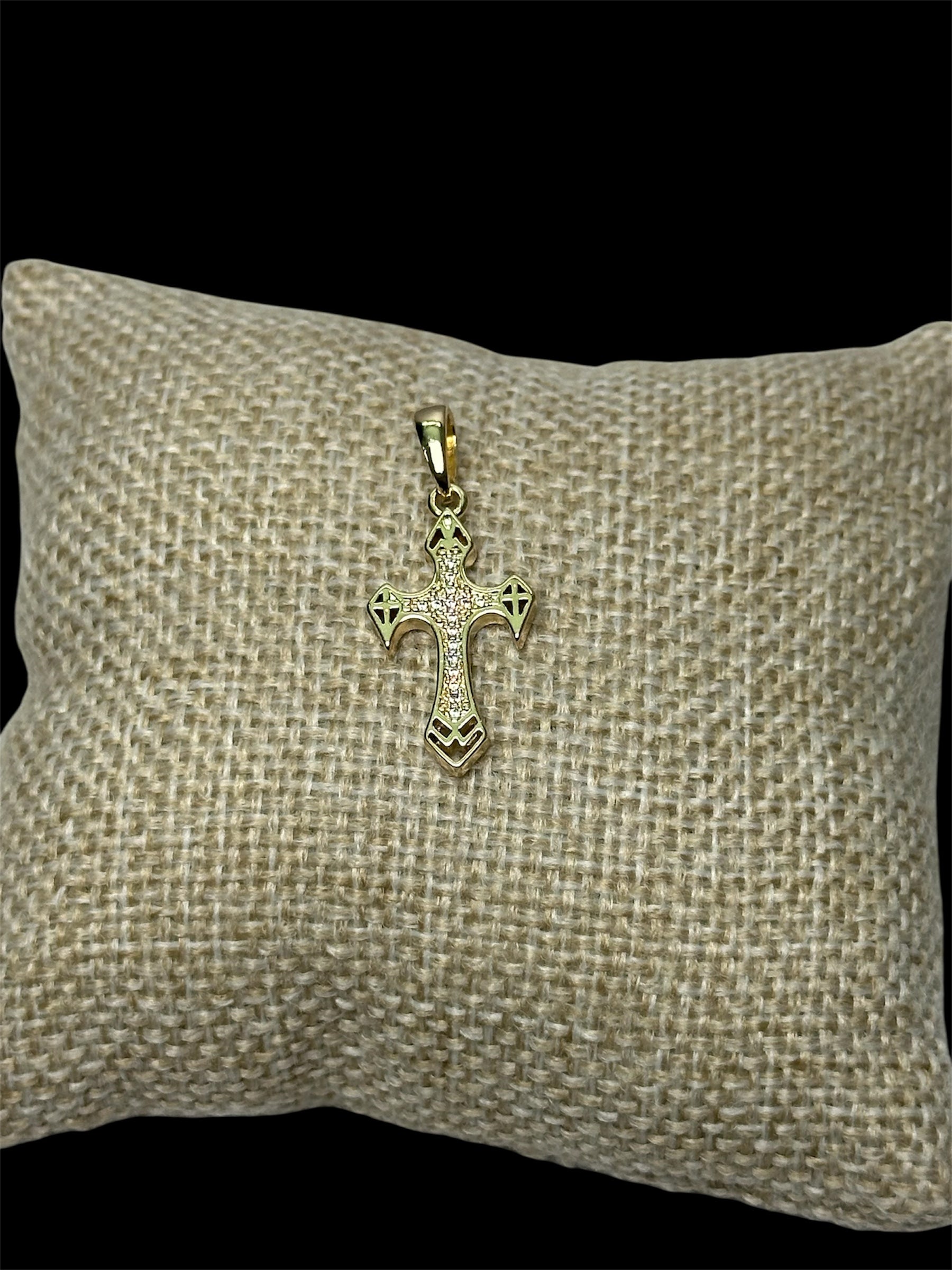 Dije Cruz Picos 3 cm Oro Laminado 18 K