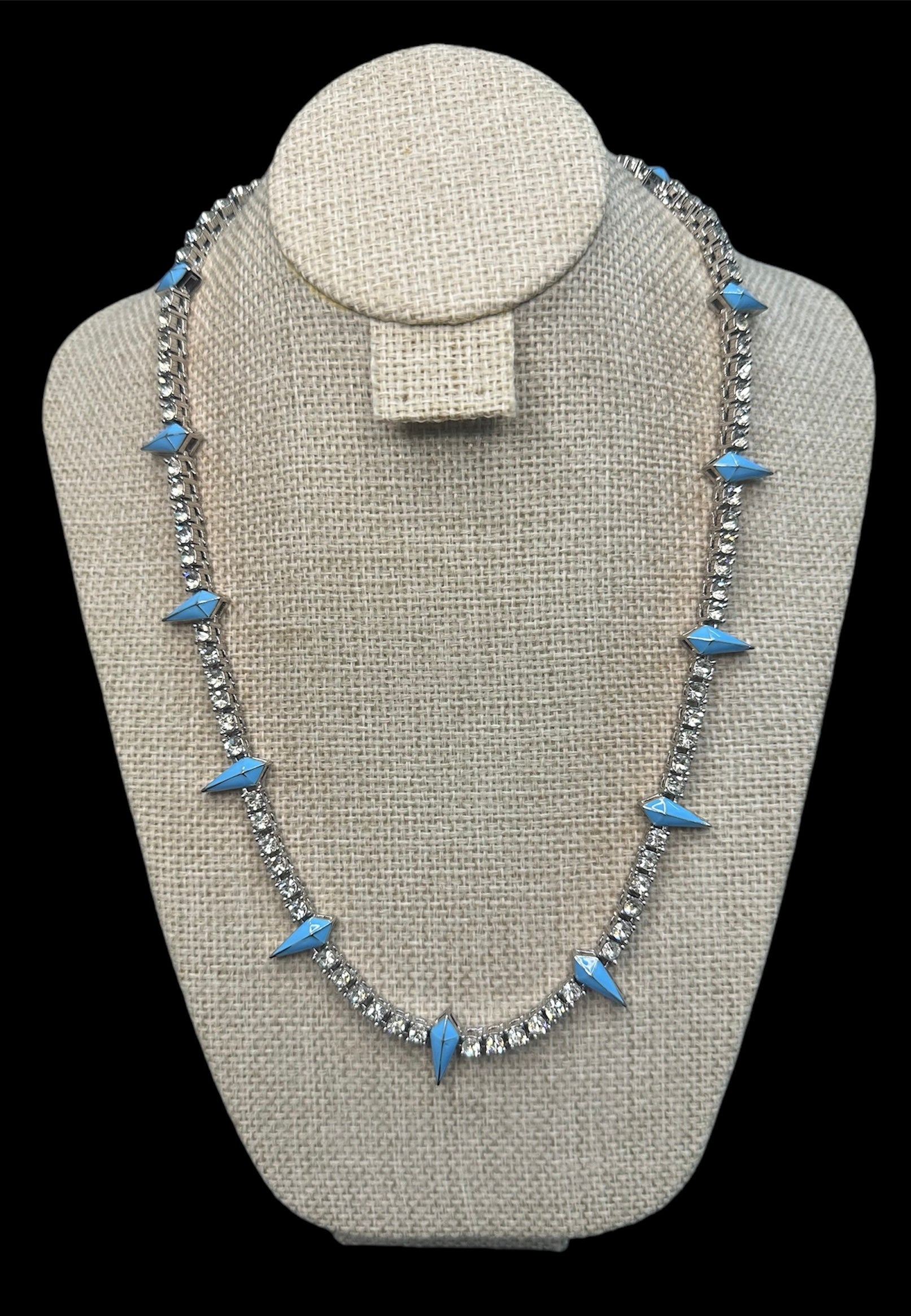 Cadena Black Panther Plata Picos Azules
