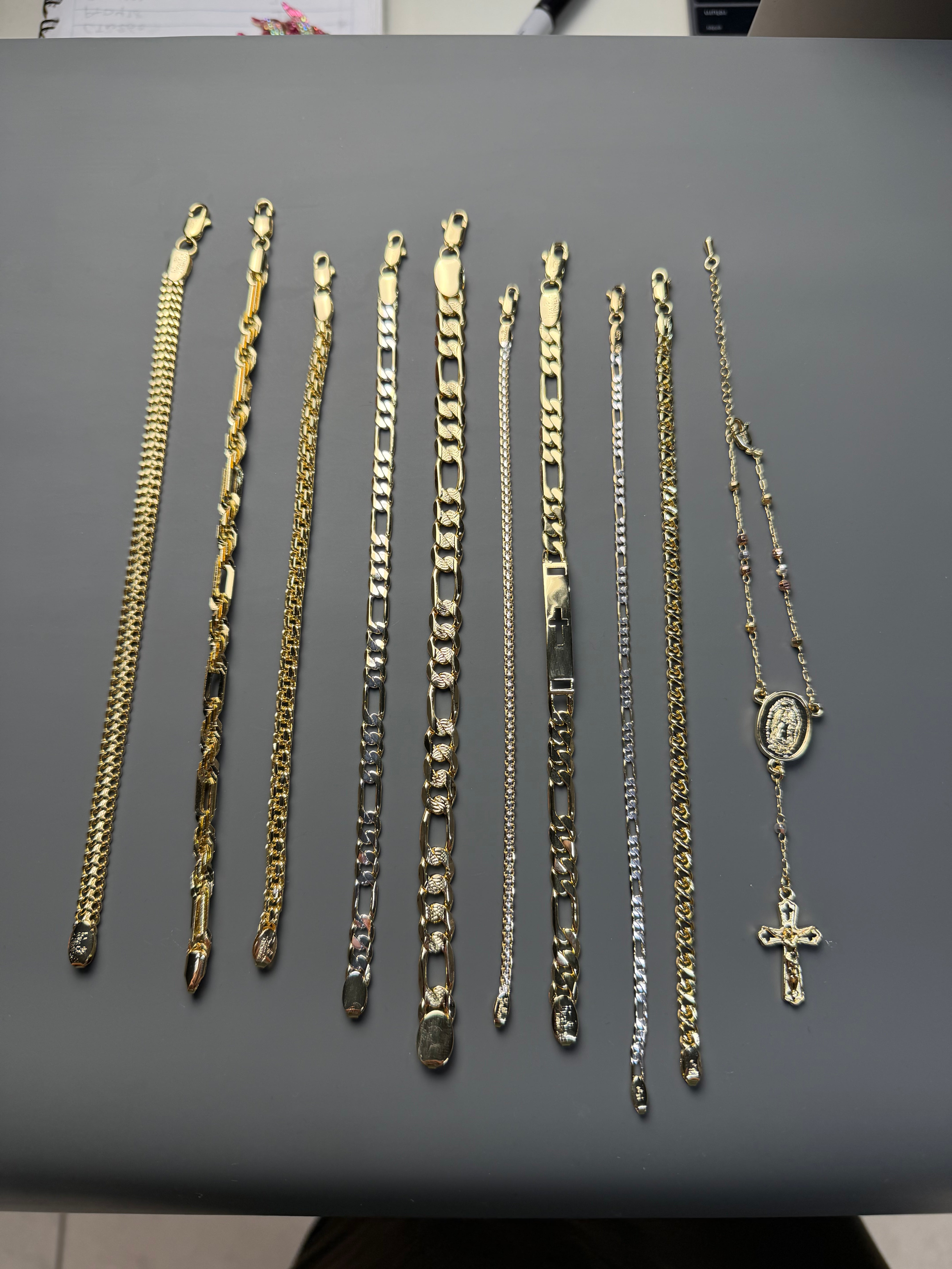 Paquete 10 Pulseras Oro Laminado 18 K