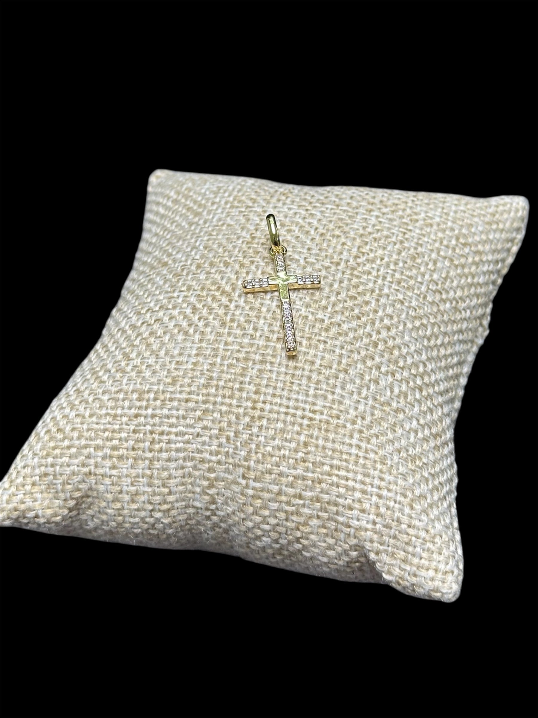 Dije Cruz 2.5 cm Oro Laminado 18 K