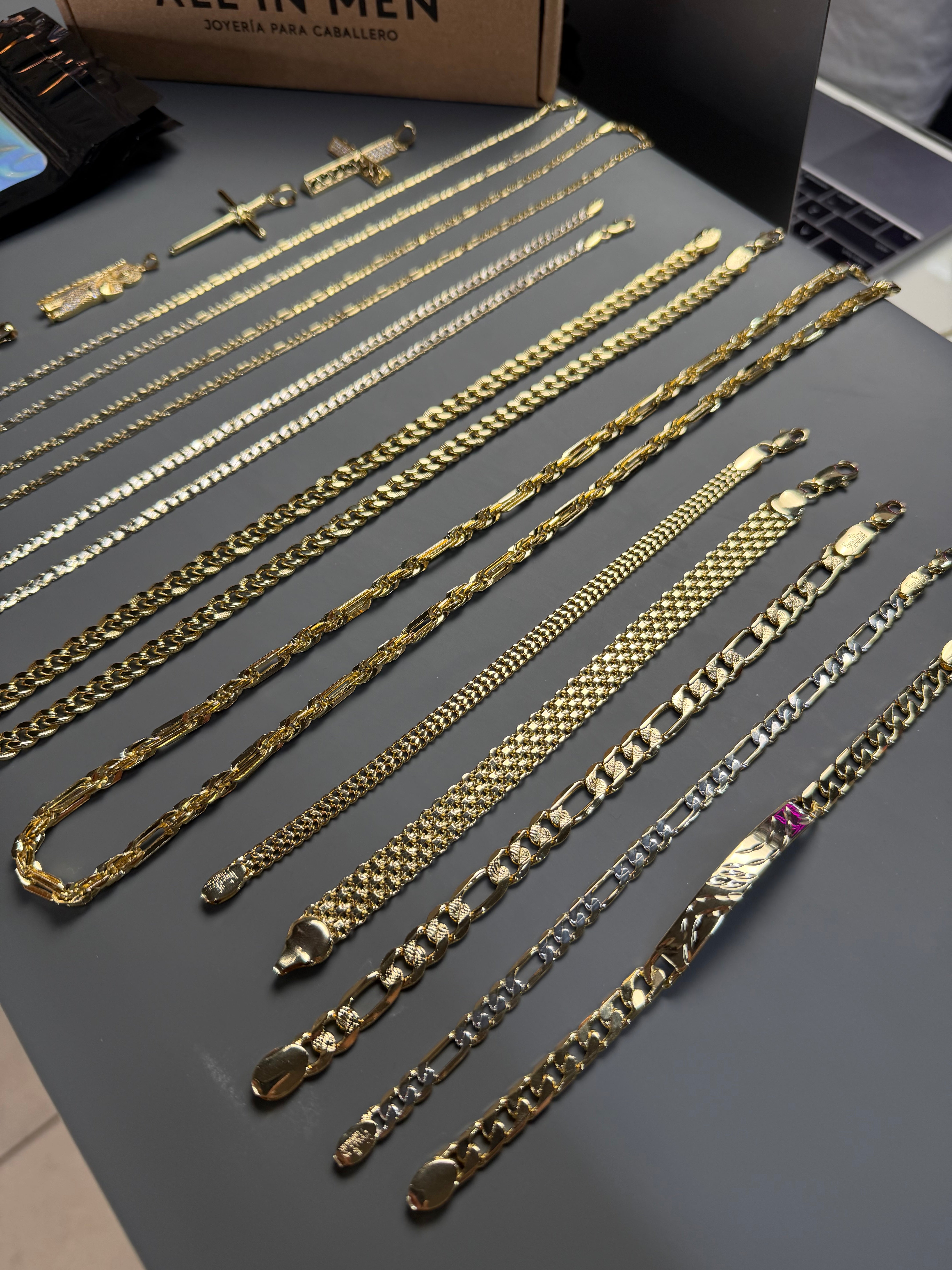 Paquete 5 Cadenas 5 Pulseras 4 Dijes