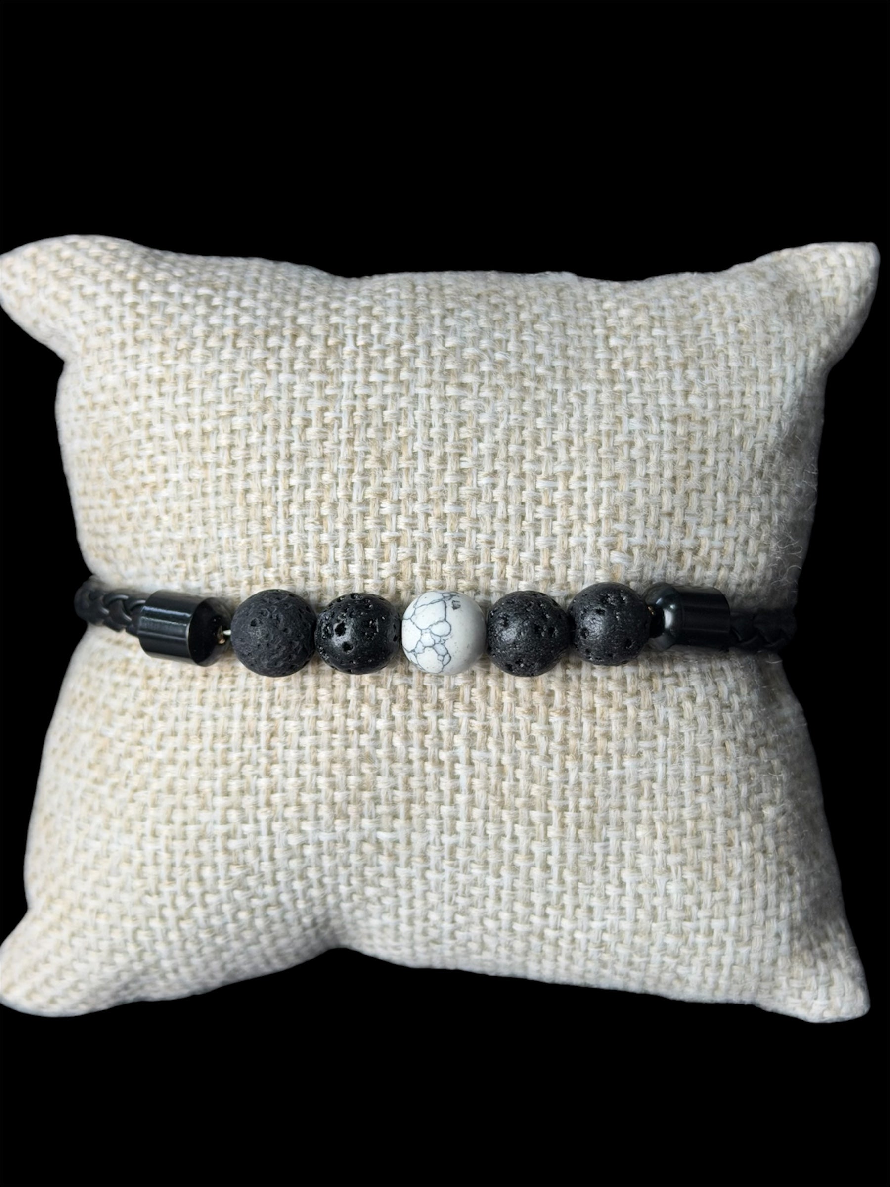 Pulsera Piedra Volcan Negra Blanco
