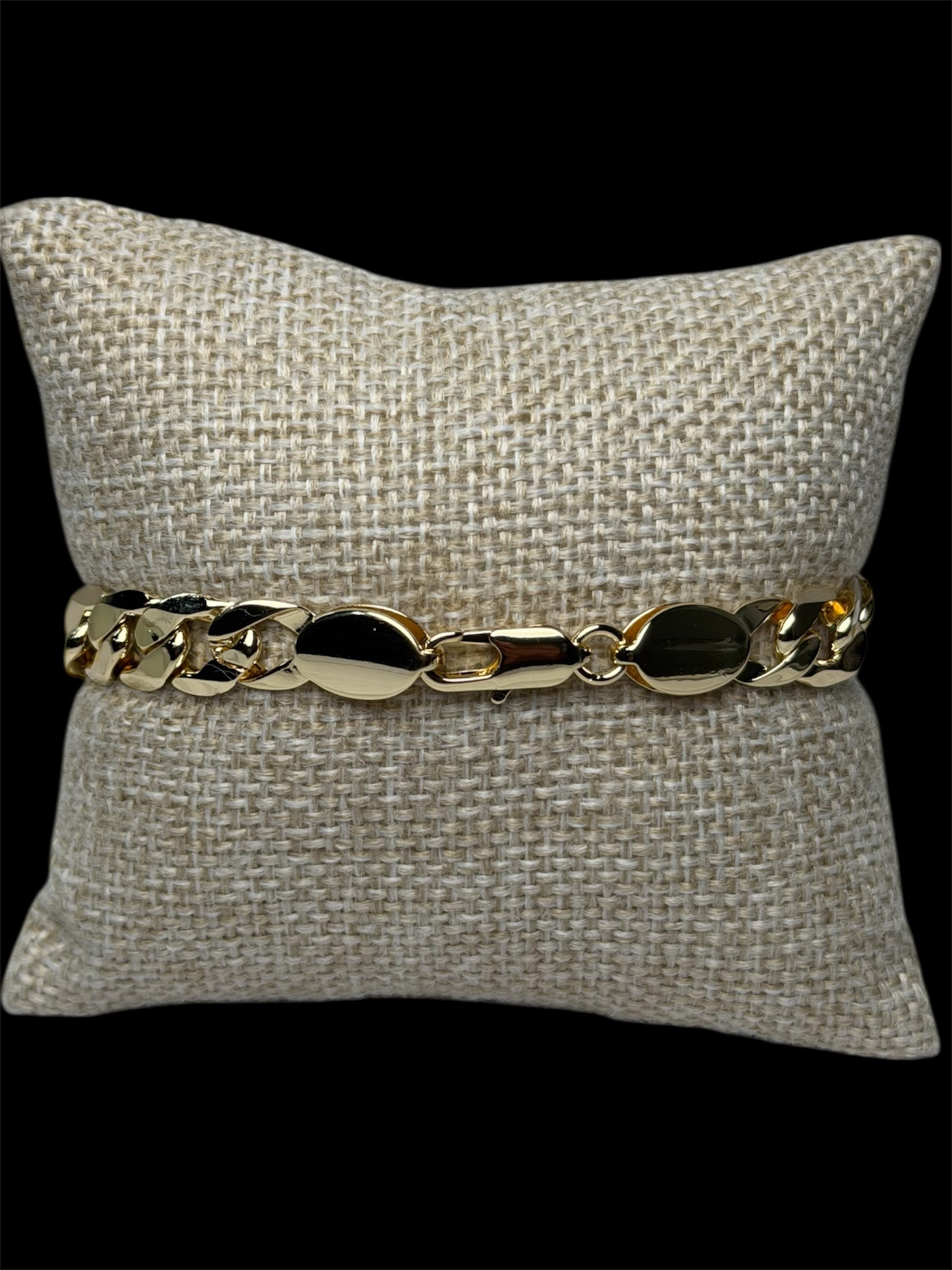 Pulsera Tipo Crtr 10 mm Oro Laminado 18 K