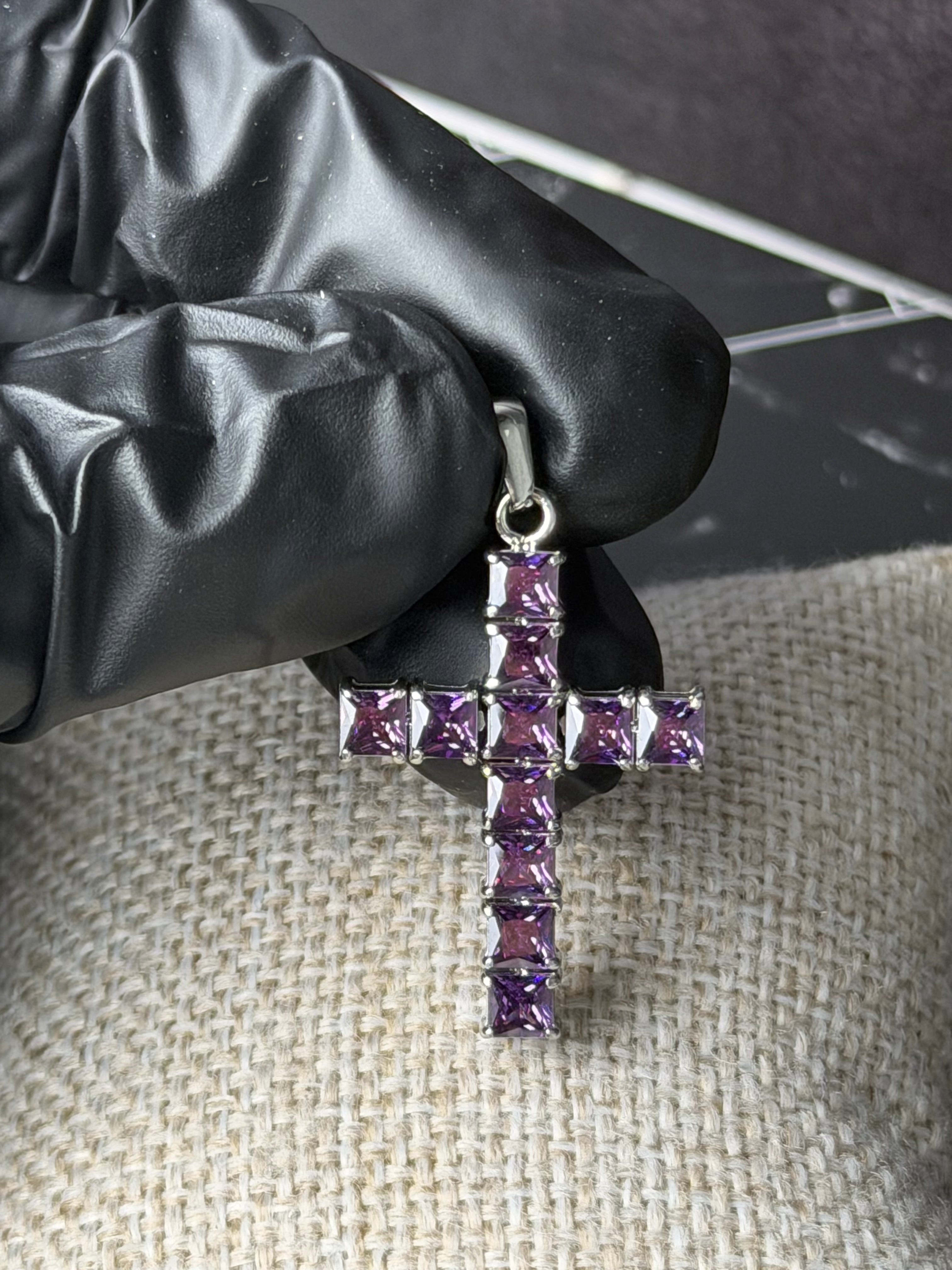Dije Cruz Morado Zirconias Acero Inoxidable
