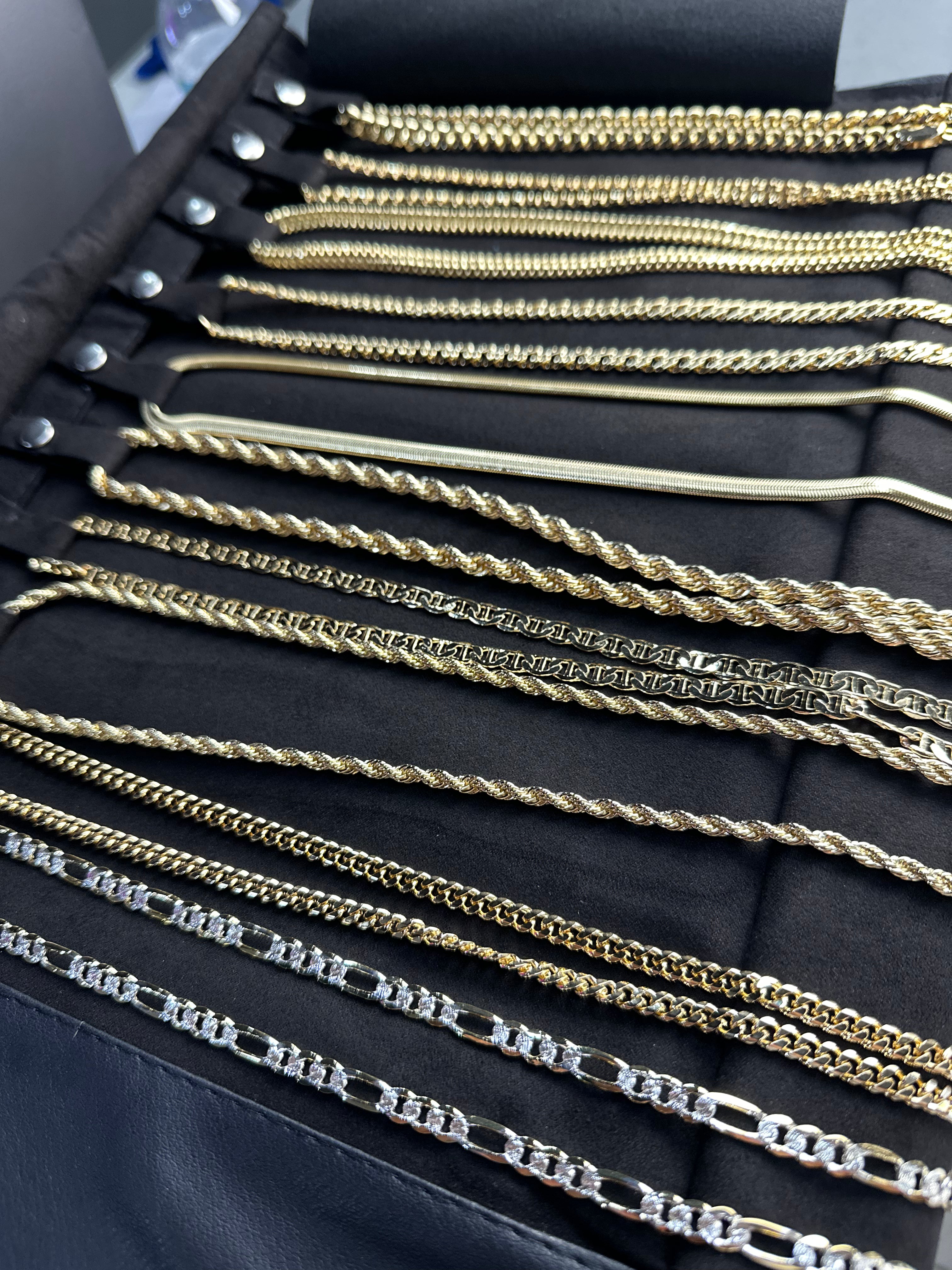Manta 10 Cadenas Oro Laminado 18 K