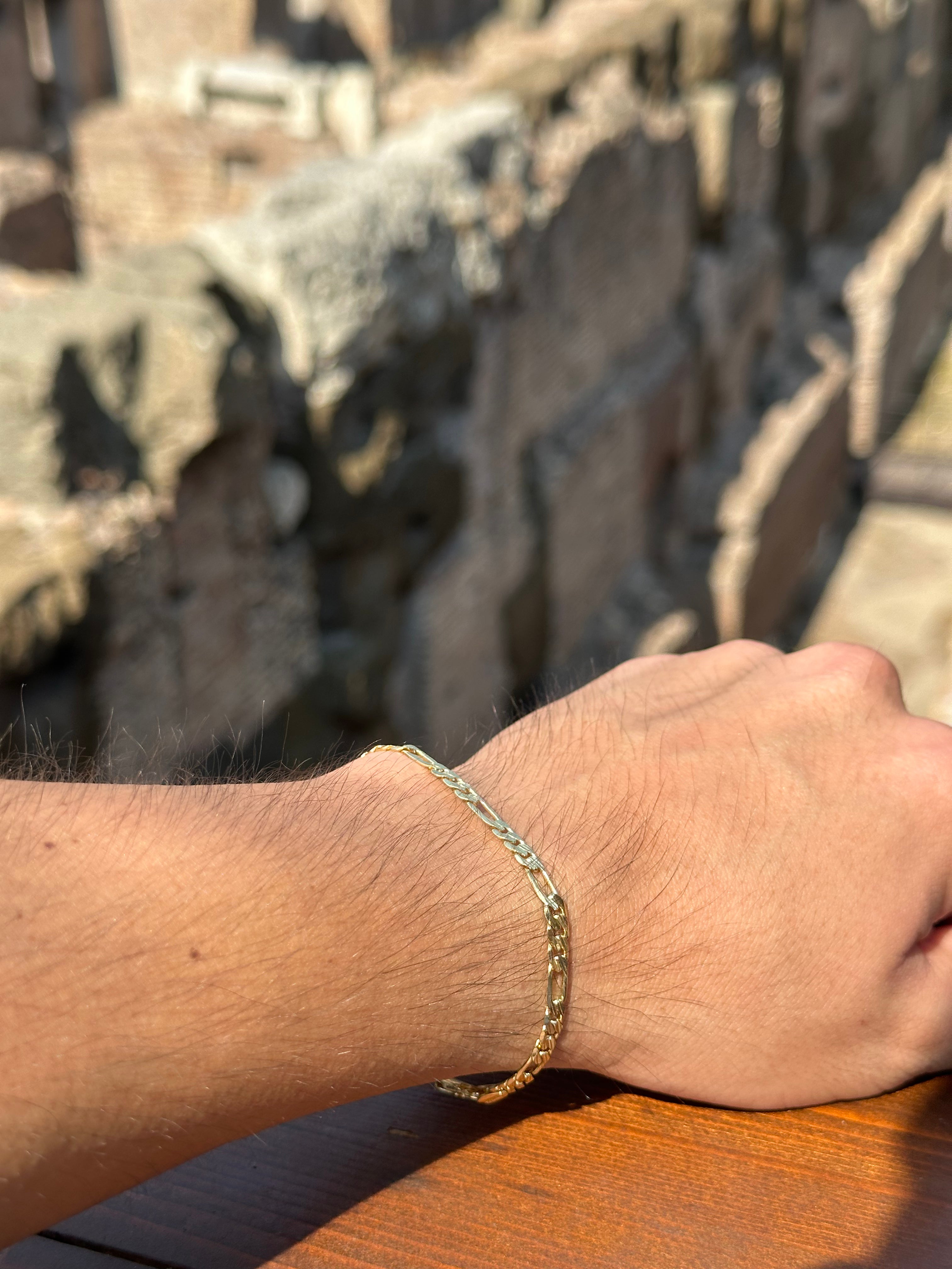 Pulsera Figaro 4 mm Oro Laminado 18 K